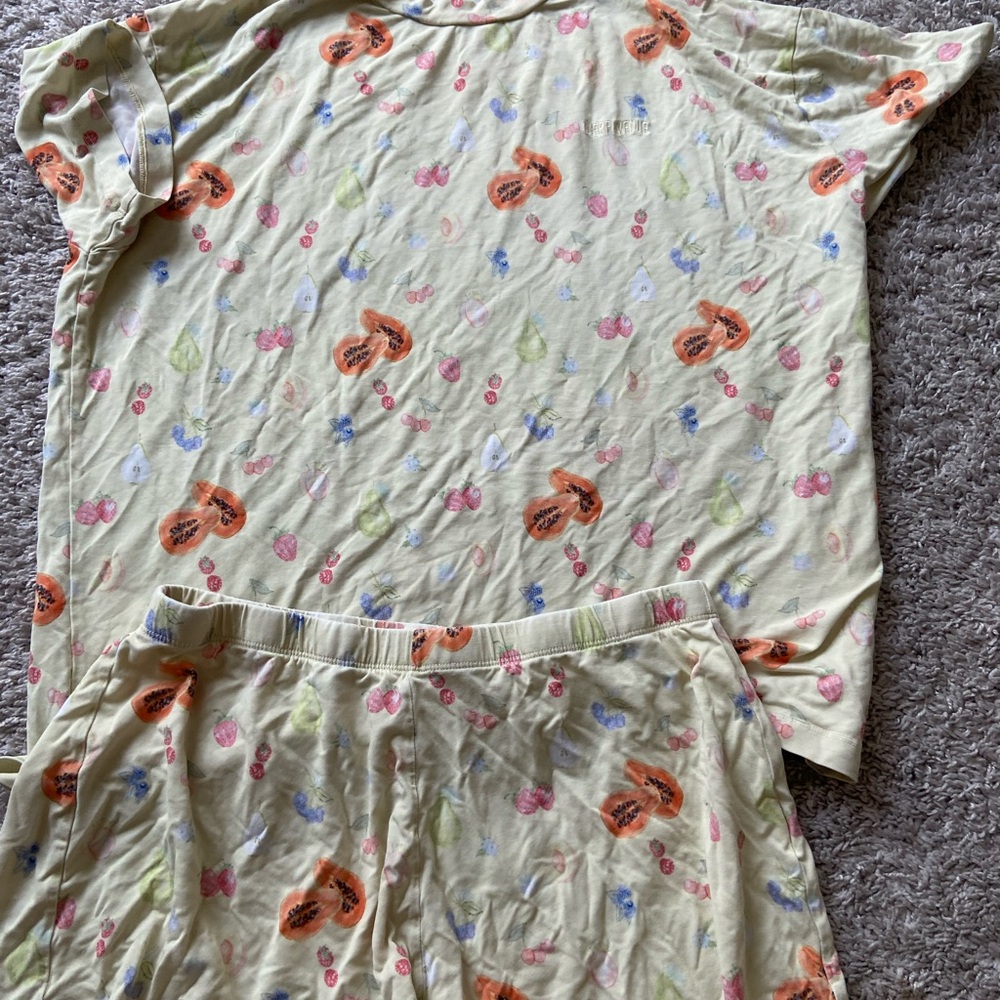 Women’s djerf Avenue pajamas small